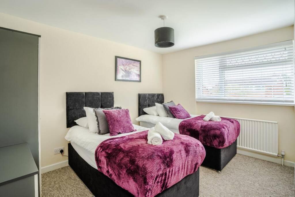 Off Road Parking, Smart Tv In Each Room! Σουόνσι Εξωτερικό φωτογραφία