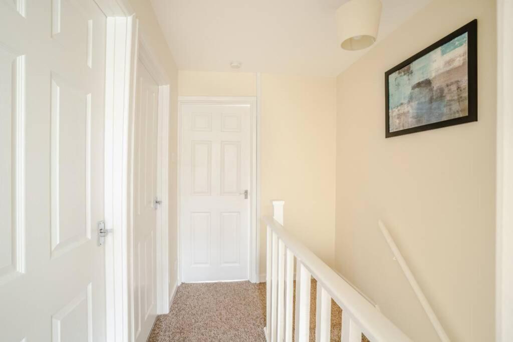 Off Road Parking, Smart Tv In Each Room! Σουόνσι Εξωτερικό φωτογραφία